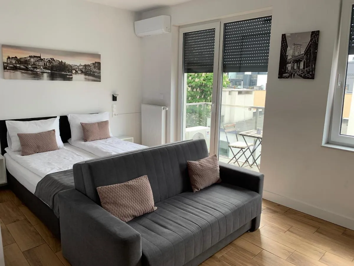 Apartamenty Garbary 32 Z Klimatyzacja - Air-Conditioning Poznan Poland