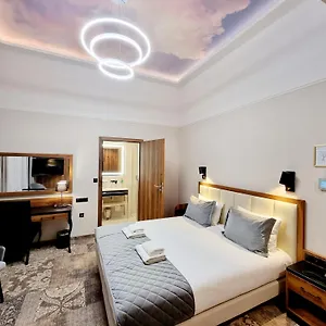 https://sky-hotel-krakow.krakowhotelspoland.com